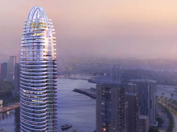 Torre Canal Crown de DAMAC junto al Dubai Water Canal en Business Bay, al atardecer